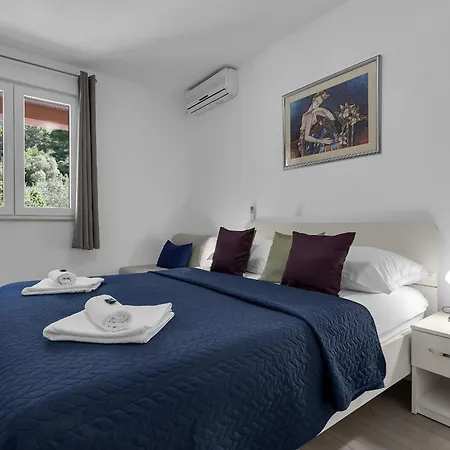 Apartments Villa Katarina Tucepi Room photo